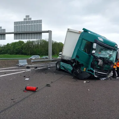 Impressionnant accident sur l’A6 