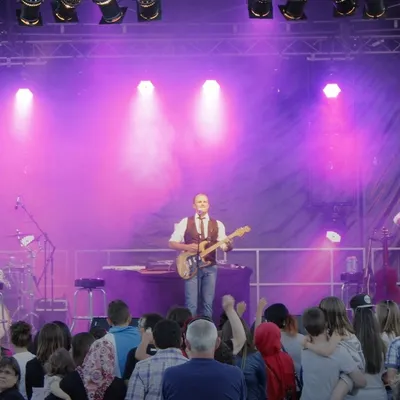 Plus de 2 500 personnes au concert du casino de Santenay 