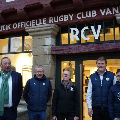 Rugby. Le RC Vannes lance sa boutique permanente, en ce 1er décembre !