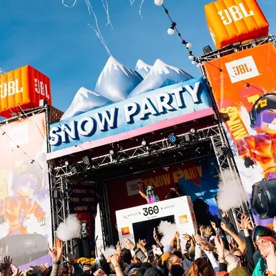 ANTOINE BADUEL vous offre VOTRE SEJOUR A LA JBL SNOW PARTY A VAL...