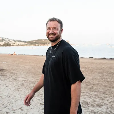 Retour réussi pour Joshwa avec le titre Lost In Music 