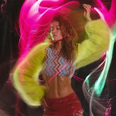 Joy, le nouveau Rita Ora, écrit par Clementine Douglas ! 