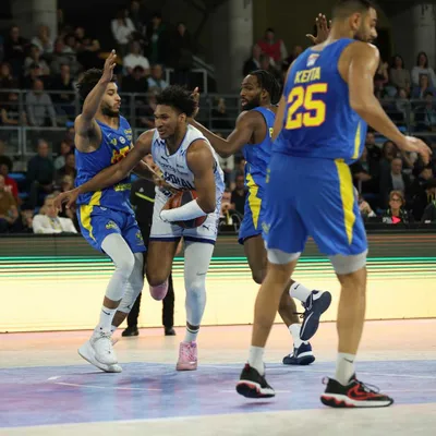 Basket : la Chorale s'arrache, le SCABB craque