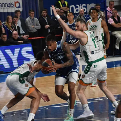 Basket : la Chorale à un match de l'élimination en Playoffs