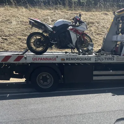 RN 88 : le cortège de mariage ne respecte pas le code de la route,...