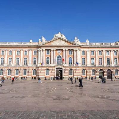 La Place du Capitole préselectionnée pour devenir le Monument...
