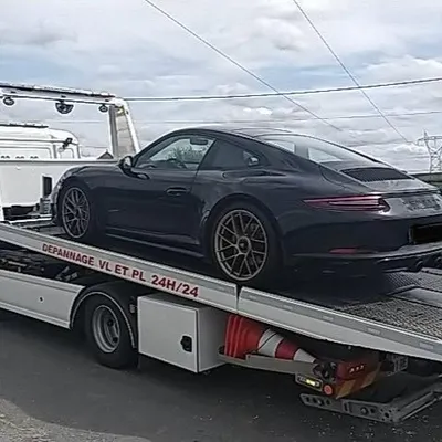 Renescure : un conducteur de Porsche intercepté à 159 km/h au lieu...