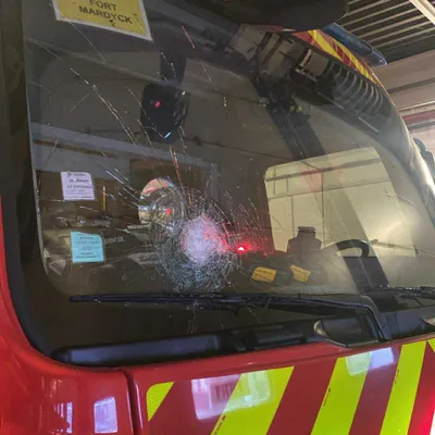 Gravelines : des pompiers agressés en pleine intervention à coups...