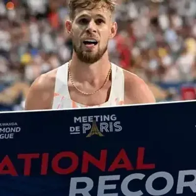 Jimmy Gressier bat son propre record de France et se qualifie pour...