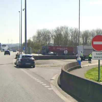 Un véhicule à contresens signalé sur l’A26 à Setques