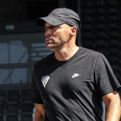 Angers Sco. L'entraîneur Alexandre Dujeux prolonge d'une saison