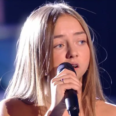 The Voice Kids : La nordiste Charlotte chez Zoga et The Voice Café !