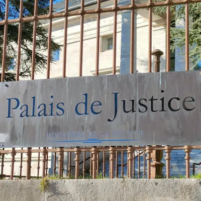 Cinq hommes condamnés pour des cambriolages