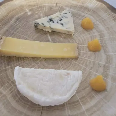 Un fromage lozérien au menu du roi Charles 
