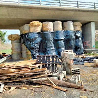 Un "bunker agricole" construit sur l'A62 à Castelsarrasin