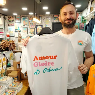 "Amour Gloire et Cabécou" : le best seller d'une marque du Lot