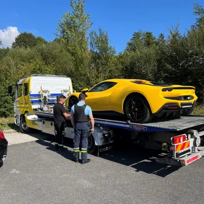 Un conducteur de Ferrari un peu trop pressé près de Brive