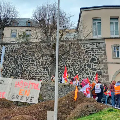 Grève à l'hopital de Murat : les conditions de travail pointées du...