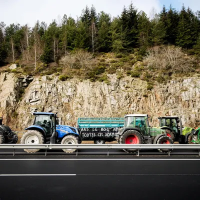 Les agriculteurs reprennent leurs actions dans le Cantal