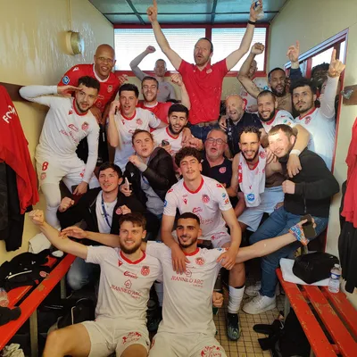 Football : les Culs Rouges racontent la montée du FC Rouen en National