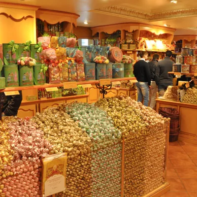 Basée à Cabestany, La Confiserie du Tech sauve La Cure Gourmande,...