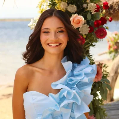 La miss du Jour : Louane de Banyuls-sur-mer vise la couronne.