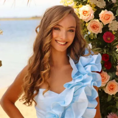 La Miss du Jour : Mia, 19 ans, une Romeufontaine élue Miss...