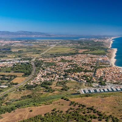 Replay : Sainte-Marie-La-Mer, un village à la plage raconté par...