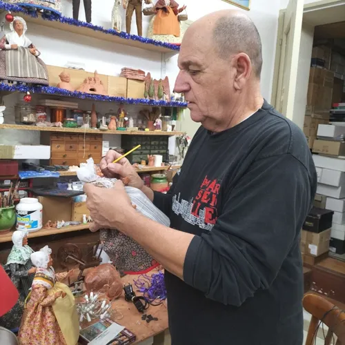 Star Mag avec le santonnier allaudien Gilbert Orsini