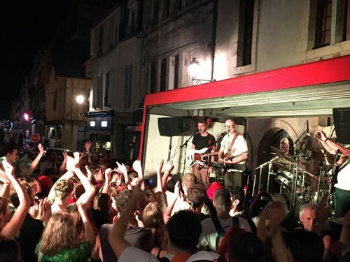 Une fête de la musique arrosée mais animée à Dijon 
