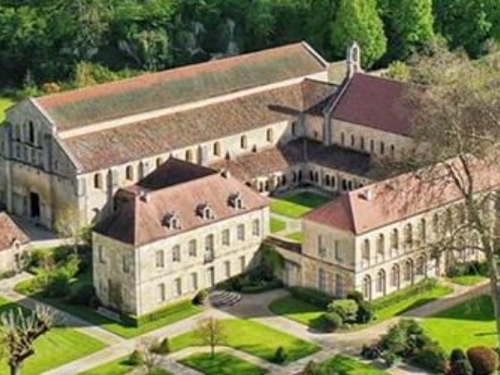 L’abbaye de Fontenay sera-t-elle le monument préféré des Français ? 