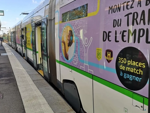Nantes : le tram de l'emploi de retour à Nantes ce mardi