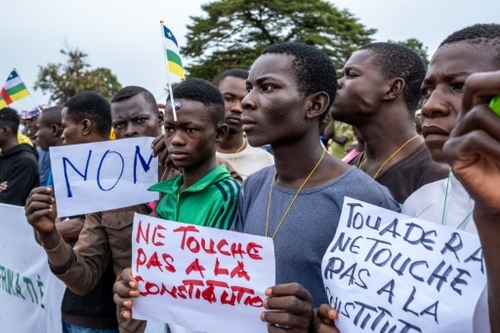 Nouvelle Constitution en Centrafrique: revers juridique pour le...