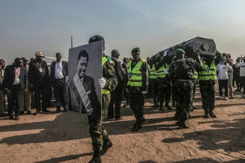 RDC: le cercueil de Lumumba fait étape à Kisangani, ville de...