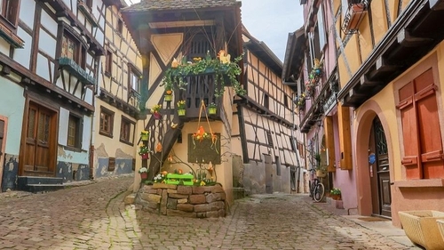Eguisheim fête le romantisme le 25 juin