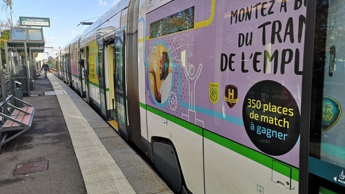 A Nantes, un tramway pour trouver un emploi ce mercredi 8 décembre