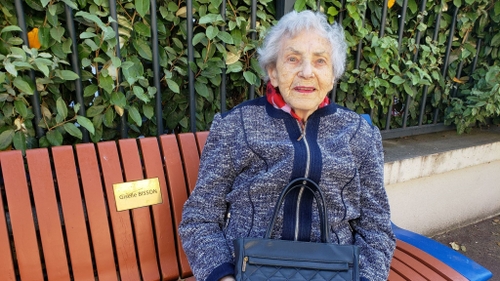 Calvados : à 101 ans, elle fait encore tout chez elle