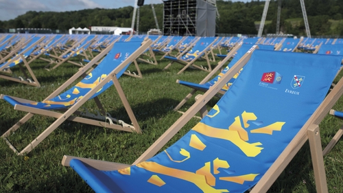 Evreux : des chaises longues du festival Rock in Chair sont en vente