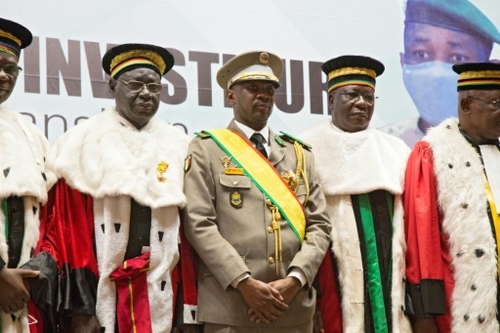 Le Mali rappelle ses ambassadeurs en Afrique de l'Ouest après une...