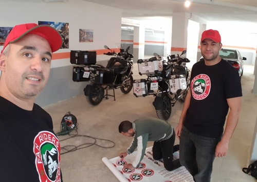Fans de l'équipe nationale Marocaine, ils partent en moto en Russie!