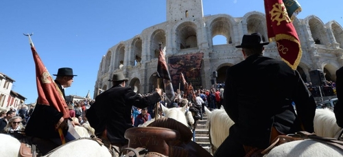 [TRADITION]: la féria de Pâques d’Arles aura bien lieu le 4 Juin.