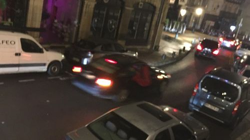 Des Albanais défilent dans les rues de Dijon 