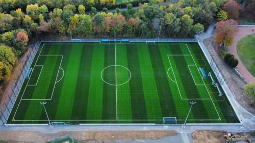 Chalonnes-sur-Loire : un nouveau terrain de foot synthétique fait à...