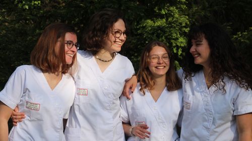 Orléans : quatre étudiantes infirmières vont se former au Vietnam !