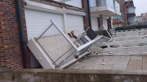 Wimereux: Un balcon s'effondre, sur le front de mer