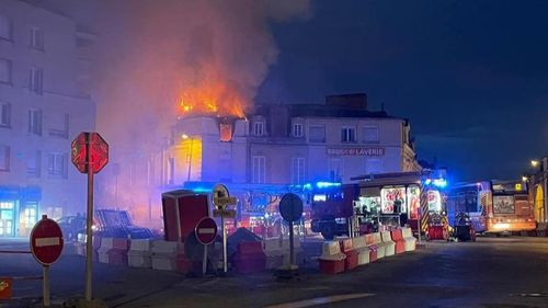 Le Mans : un appartement ravagé par les flammes place Bouttié