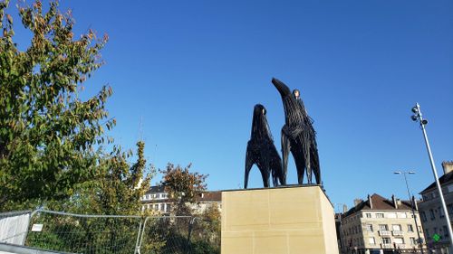 Caen : Guillaume le Conquérant et Mathilde ont désormais leur statue