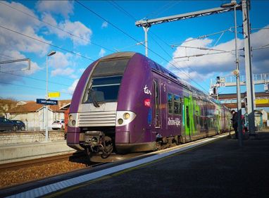 SNCF : Les trains circulent à nouveau normalement sur la ligne...
