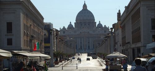 Covid-19 : Le Vatican annonce  l'ouverture au public la célèbre...