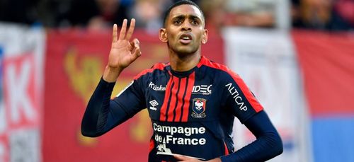 Football : Rodelin signe à Guingamp